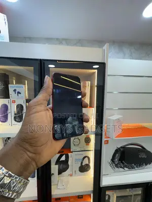 Apple iPhone 11 128 GB Red