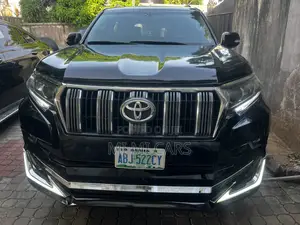 Toyota Land Cruiser Prado 2016 Black