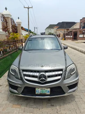 Mercedes-Benz GLK-Class 350 4MATIC 2013 Gray