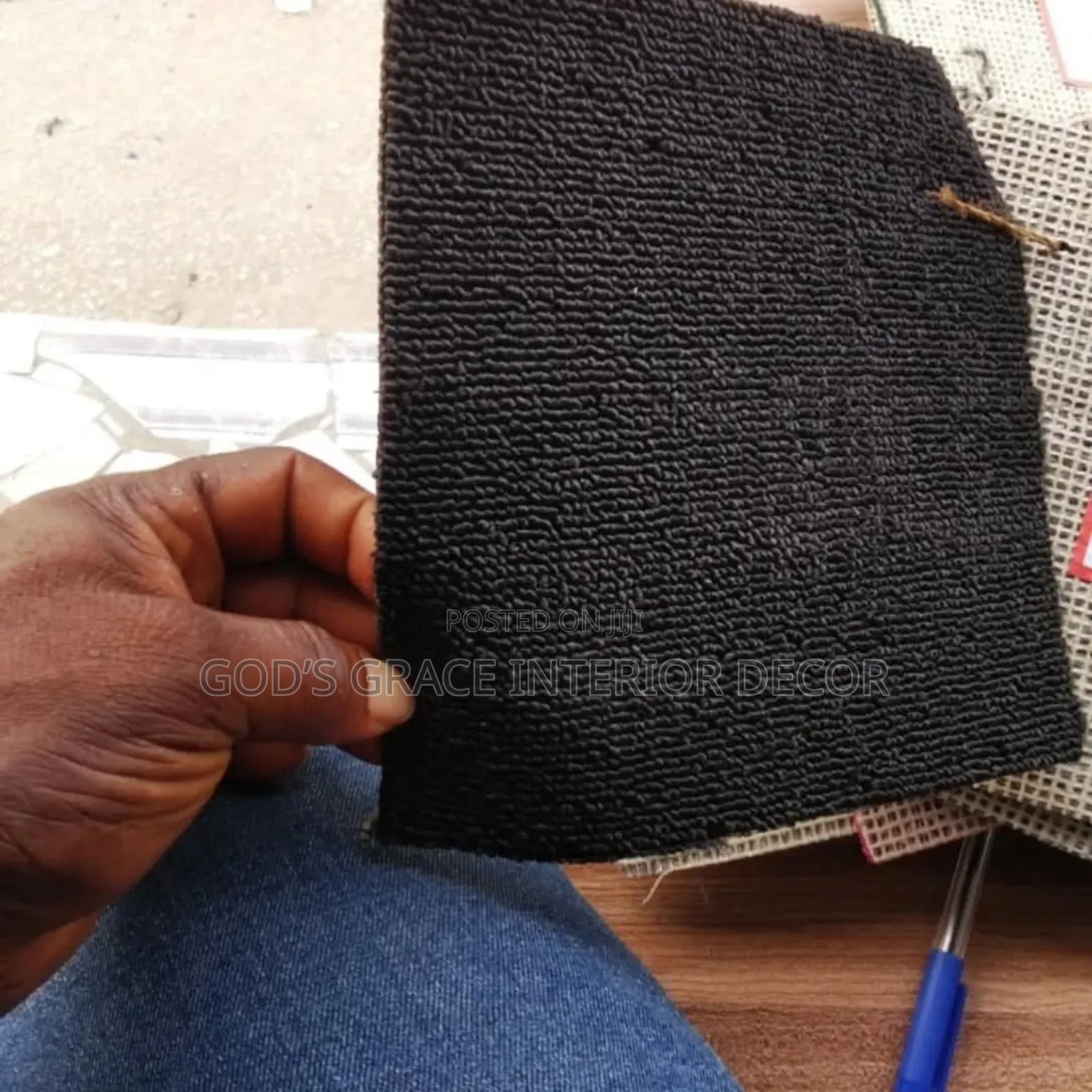 Black Shade Normal Rug Available