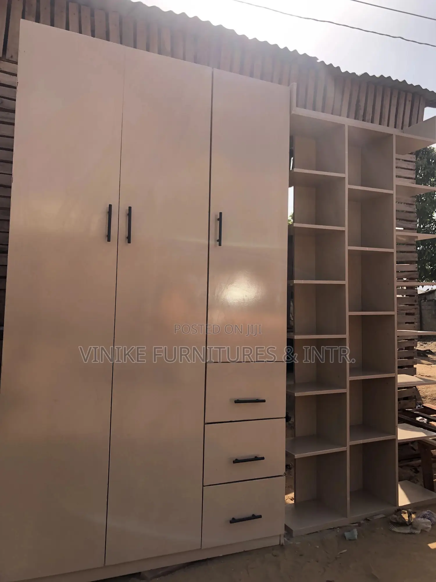 7feet Waredrobe and Shoe Rack