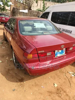Toyota Camry 2001 Red