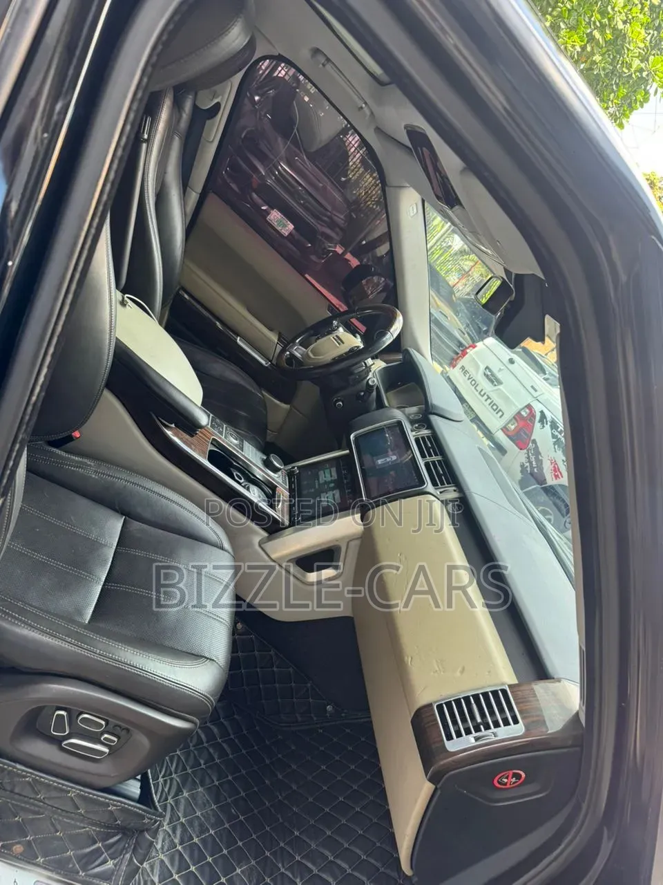 Land Rover Range Rover Vogue 2014 Black