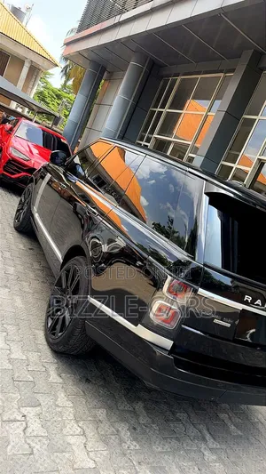 Land Rover Range Rover Vogue 2014 Black