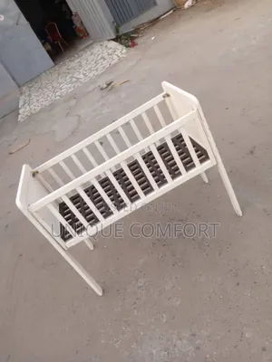 Top Quality Beautiful Baby Cot (Good for Hospital/Crèche/) Etc