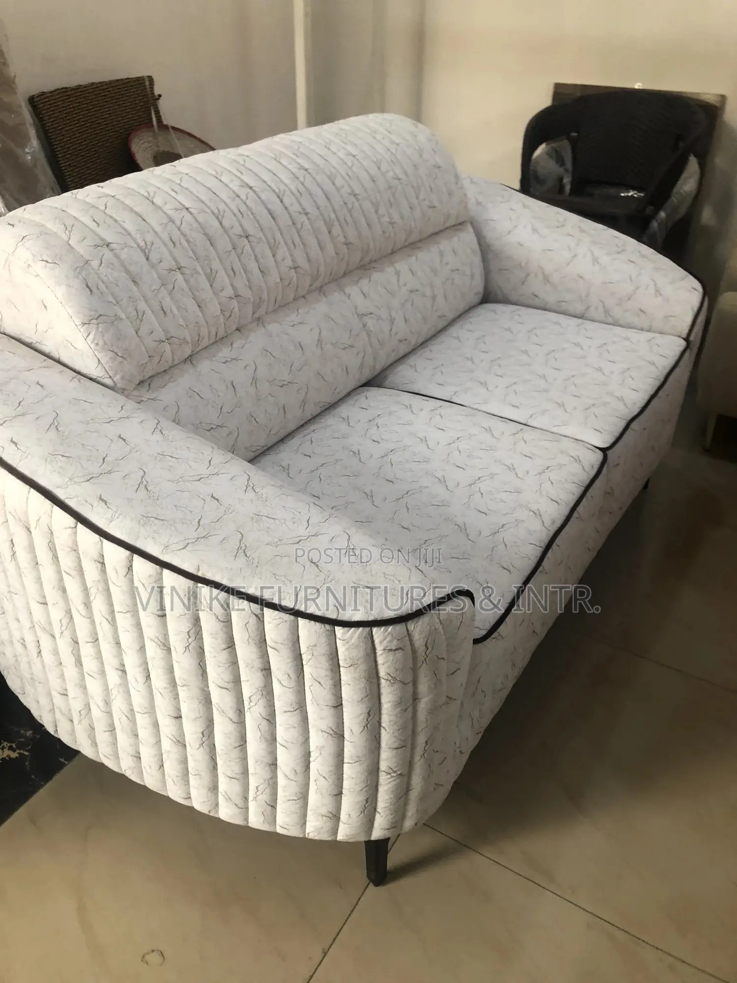 2seater Couch