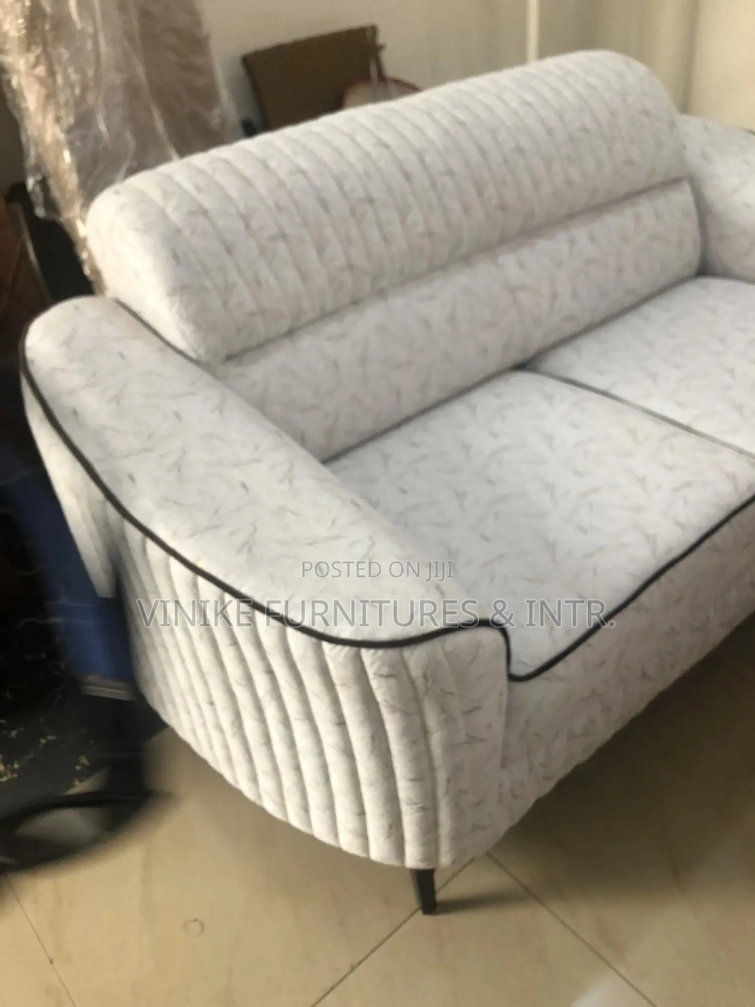 2seater Couch