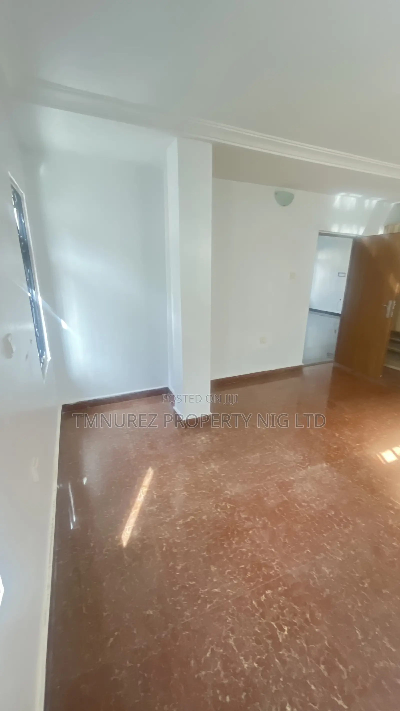 2bdrm Duplex in Lekki Phase 1 for rent