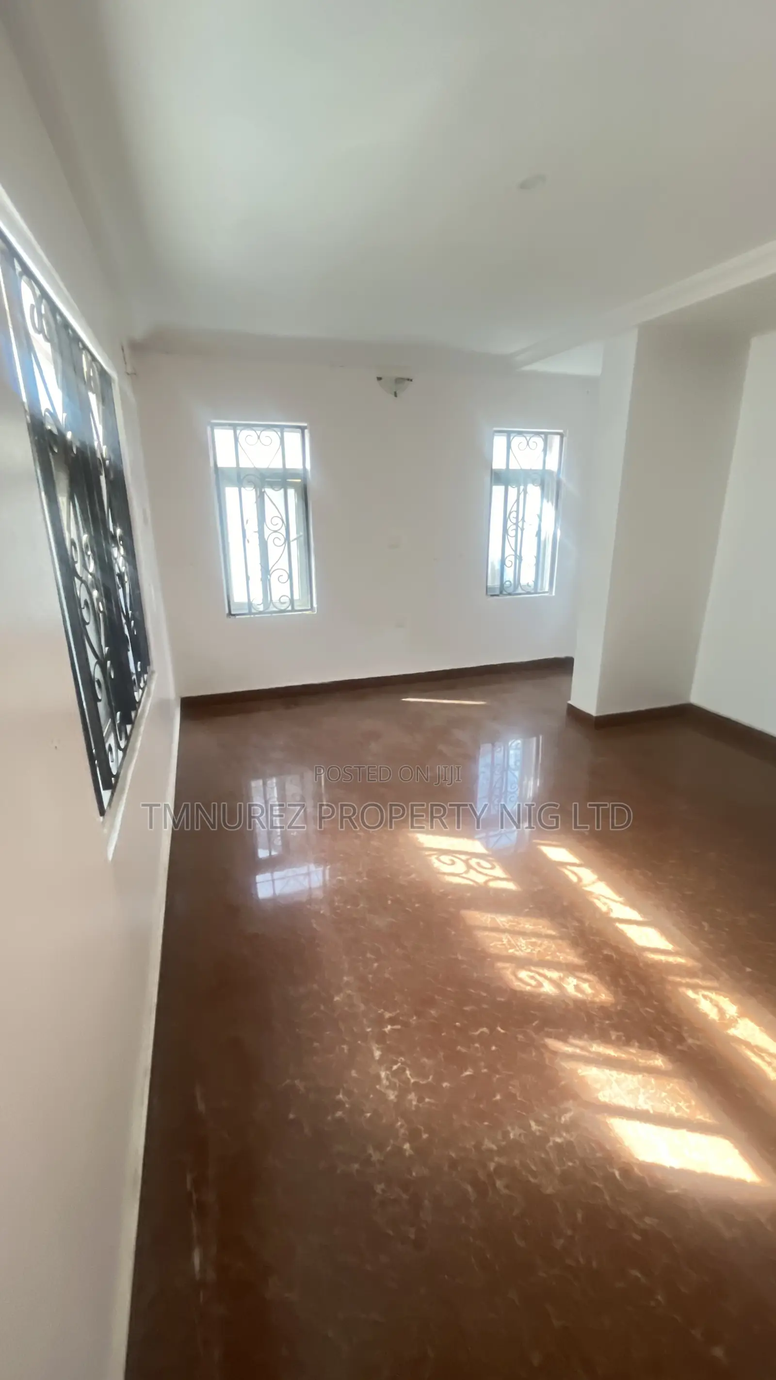 2bdrm Duplex in Lekki Phase 1 for rent