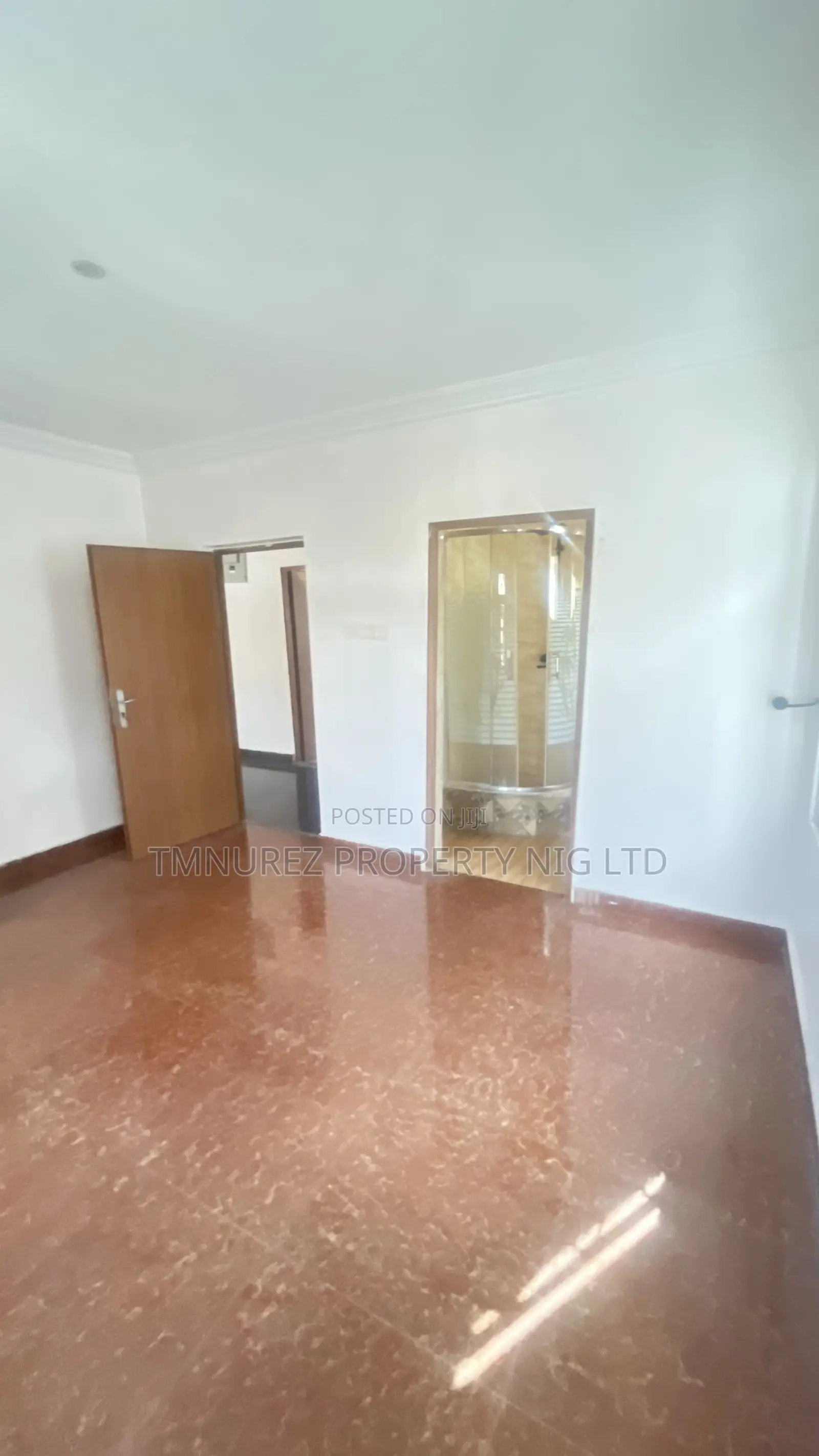 2bdrm Duplex in Lekki Phase 1 for rent
