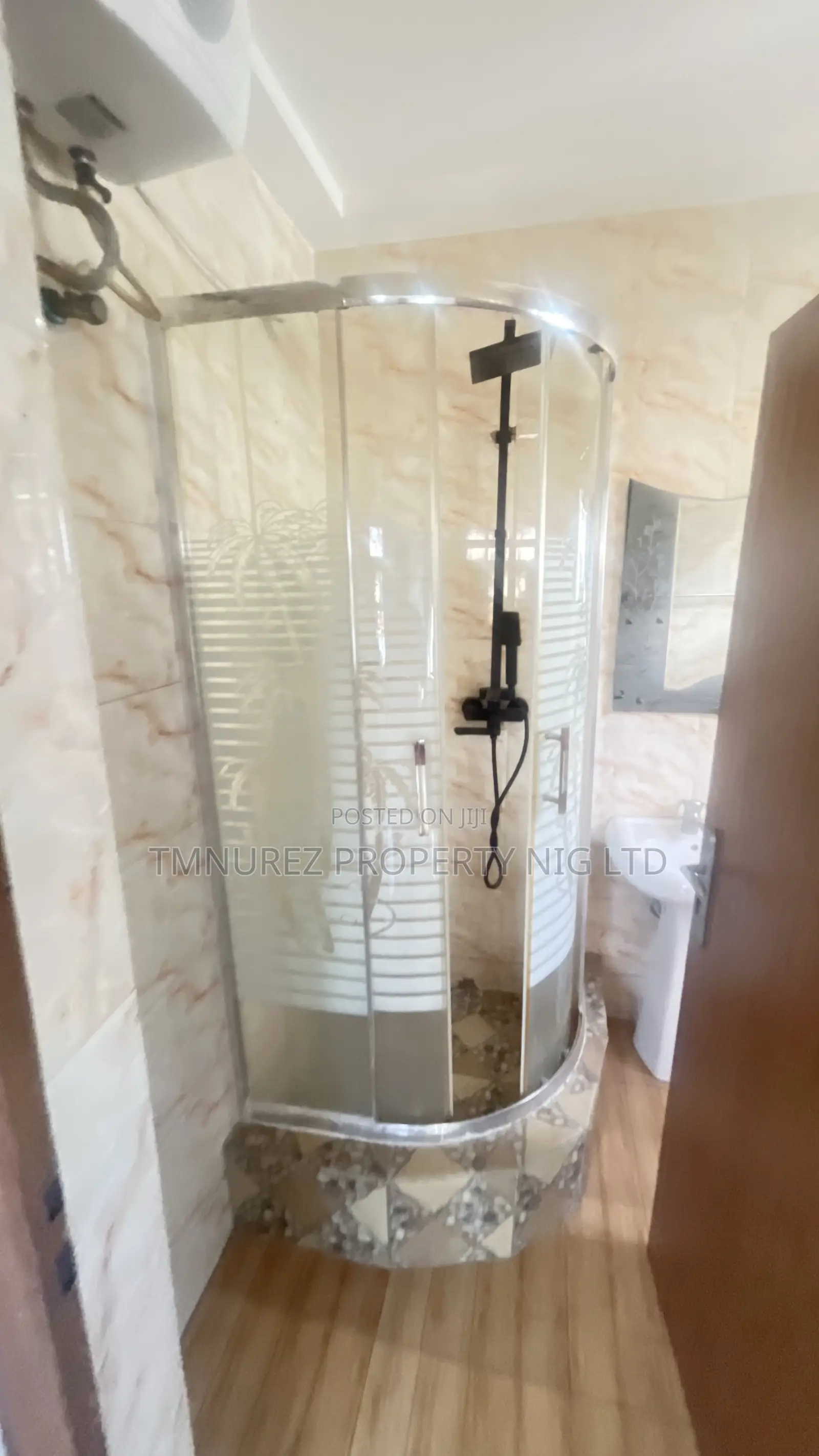 2bdrm Duplex in Lekki Phase 1 for rent