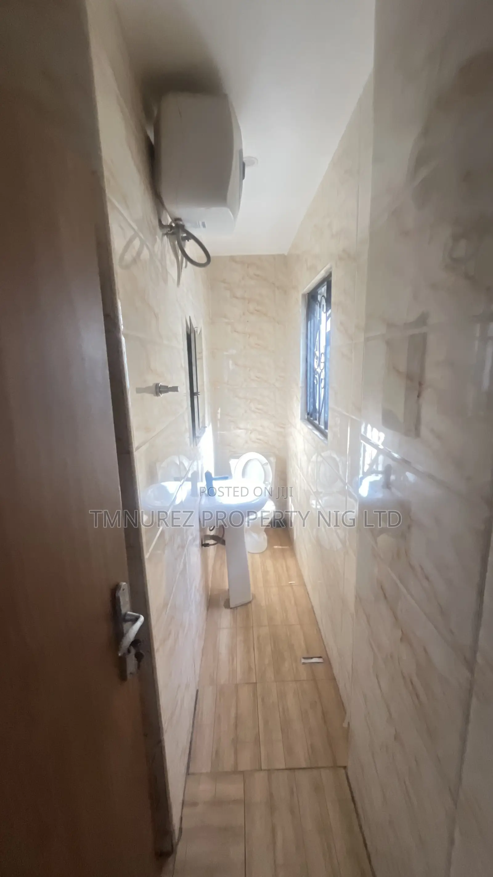 2bdrm Duplex in Lekki Phase 1 for rent