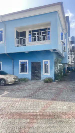 2bdrm Duplex in Lekki Phase 1 for rent
