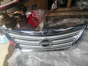 Front Grille for Nissan Sentra 2014
