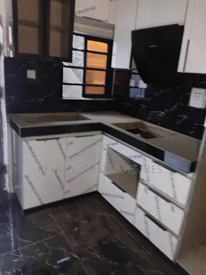2bdrm Apartment in Oorefe Estate, Akala Express for rent