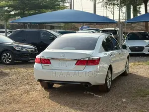 Honda Accord EX 4dr Sedan FWD (2.4L 4cyl 2A) 2013 White