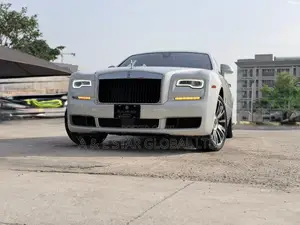 Rolls-Royce Ghost 2019 White