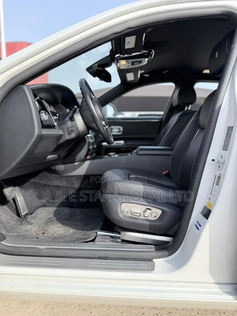 Rolls-Royce Ghost 2019 White