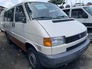 Volkswagen Transporter 2005 White