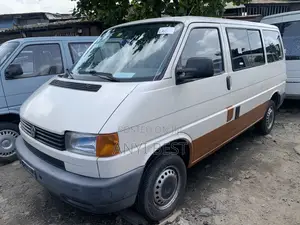 Volkswagen Transporter 2005 White
