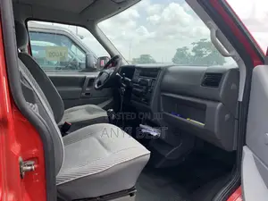 Volkswagen Transporter 2007 Red