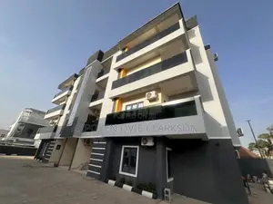 3bdrm Block of Flats in Wuye for sale