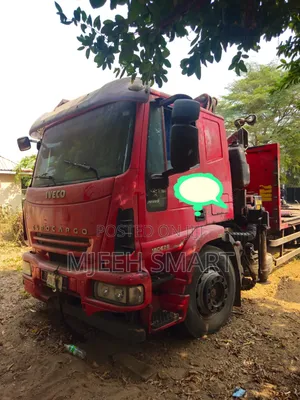 Iveco Hiab Truck 2012 Red