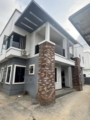 2bdrm Duplex in FHA for sale