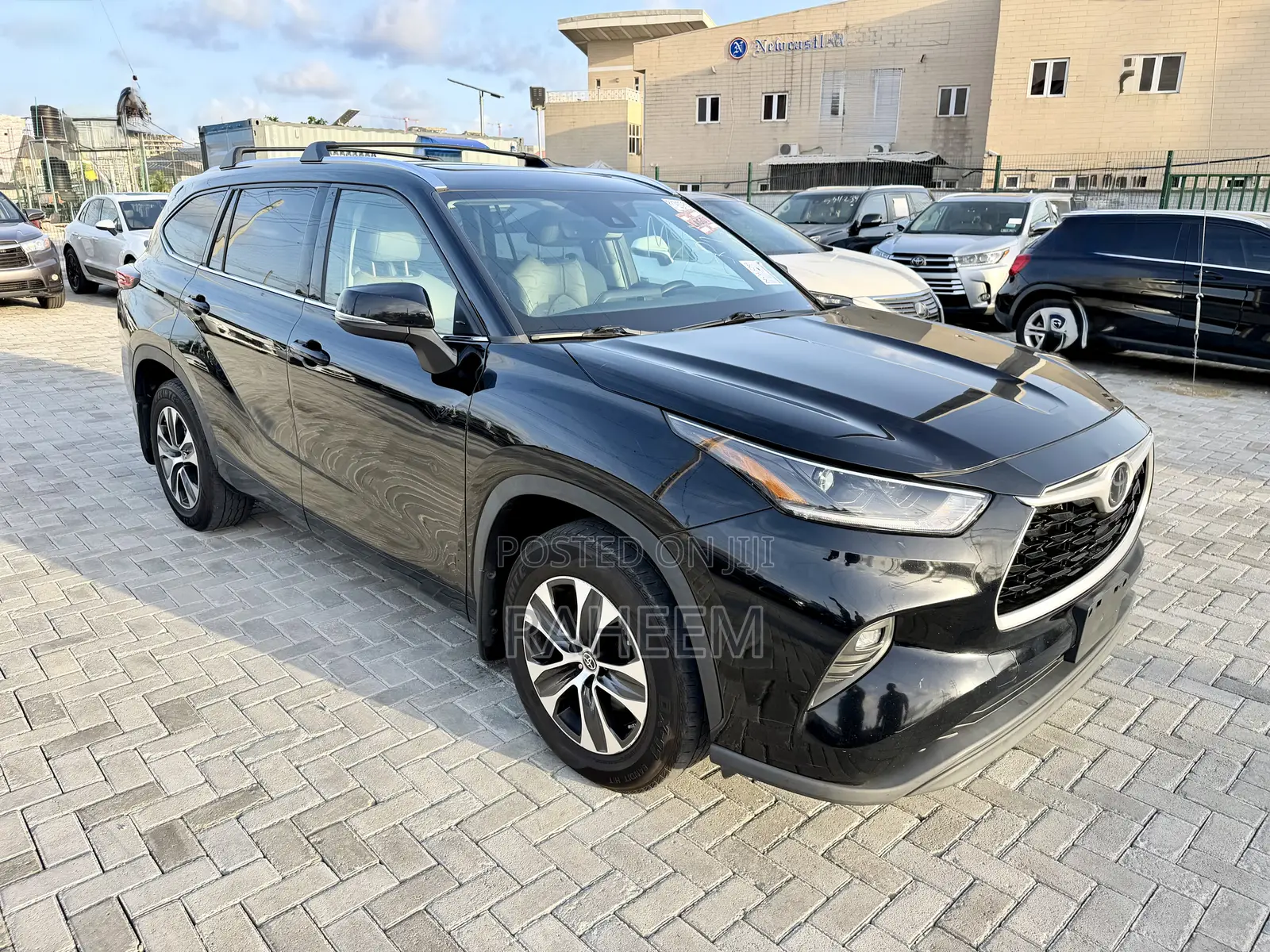 Toyota Highlander XLE 2021 Black