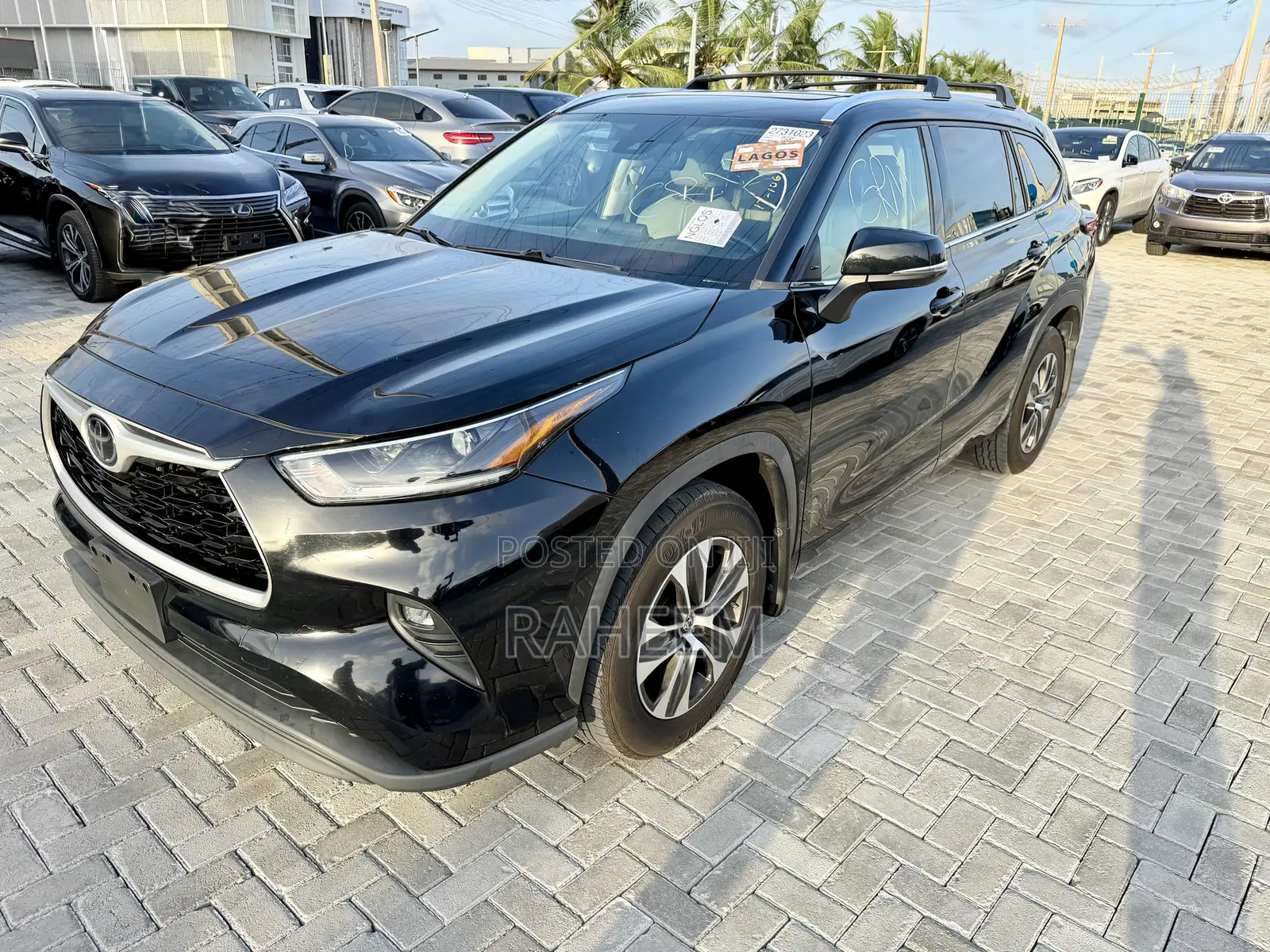 Toyota Highlander XLE 2021 Black