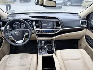 Toyota Highlander Limited V6 4x4 (3.5L 6cyl 6A) 2016 Gold
