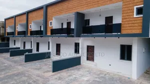 4bdrm Townhouse/Terrace in Greenwich Estate, Agboyi/Ketu for sale