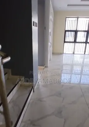 4bdrm Duplex in Ogudu Gra for rent