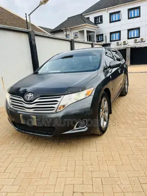 Toyota Venza AWD 2010 Gray