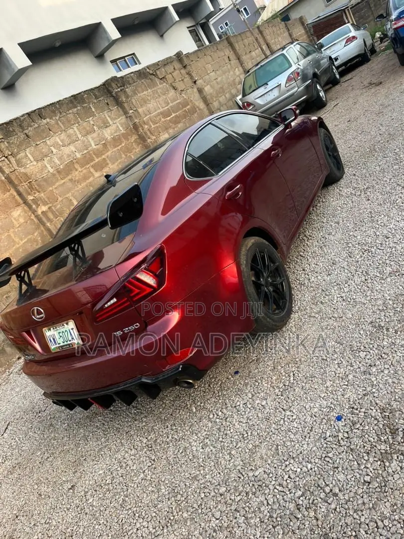 Lexus IS 250 2010 Red