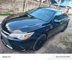Toyota Camry 2016 Black