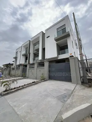 4bdrm Duplex in Lekki Phase 1 for sale