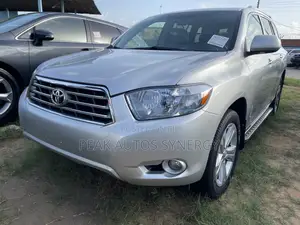 Toyota Highlander Limited 2010 Silver
