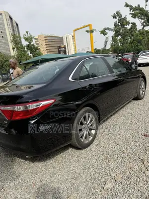 Toyota Camry XLE 4dr Sedan (2.5L 4cyl 6A) 2015 Black