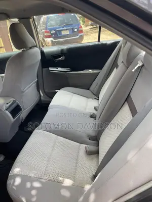 Toyota Camry LE 4dr Sedan (2.5L 4cyl 6A) 2014 Gray