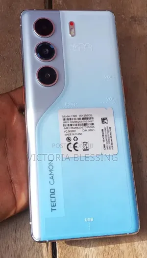 Tecno Camon 40 Pro 5G 256 GB Gold