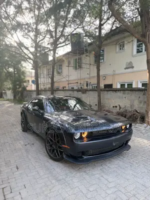 Dodge Challenger SRT Hellcat RWD 2019 Gray