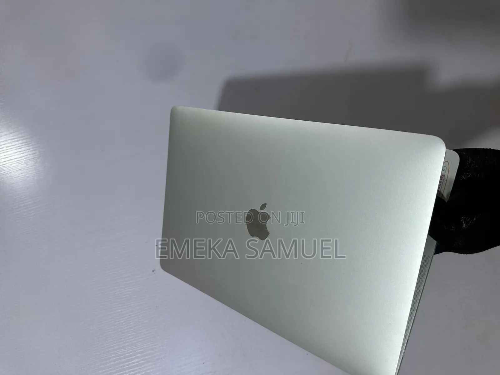 Laptop Apple MacBook Pro 2020 8GB Intel Core i5 SSD 256GB