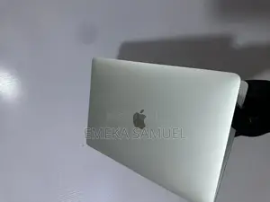 Laptop Apple MacBook Pro 2020 8GB Intel Core i5 SSD 256GB