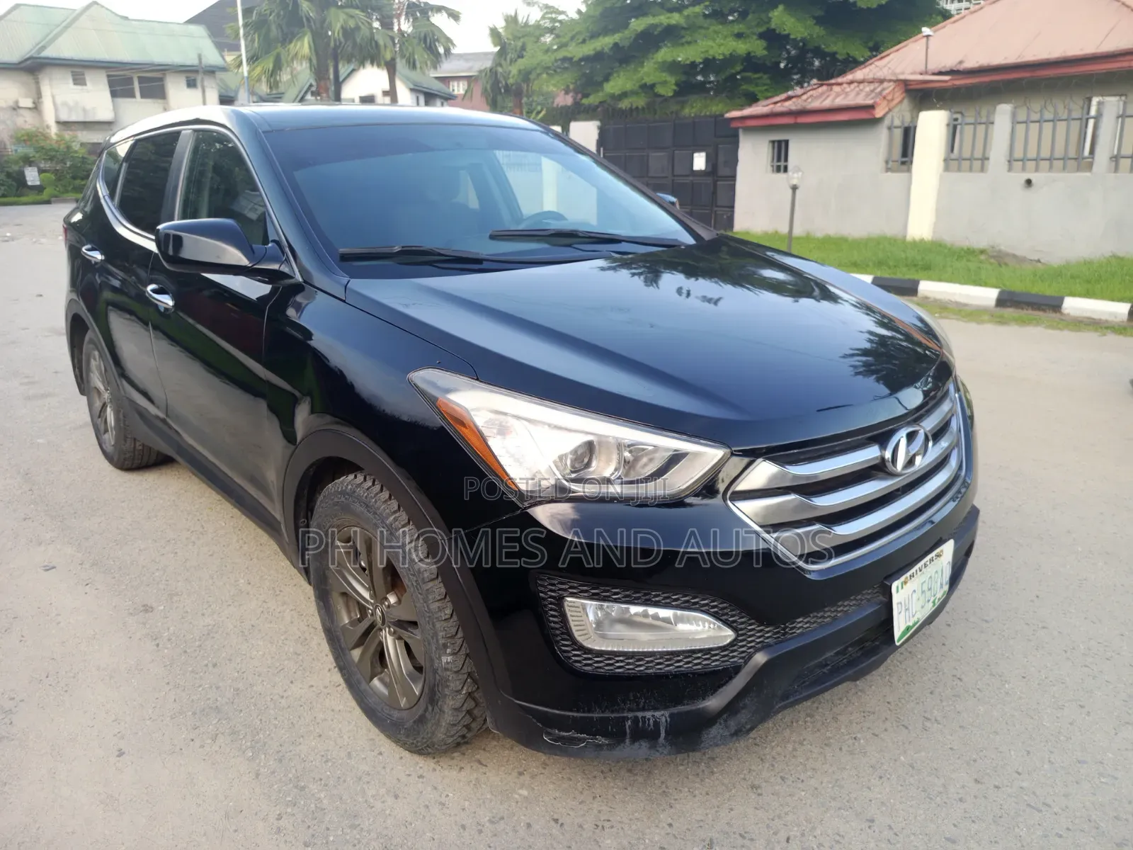 Hyundai Santa Fe Sport 2013 Black for sale - PH Homes And Autos Price ...