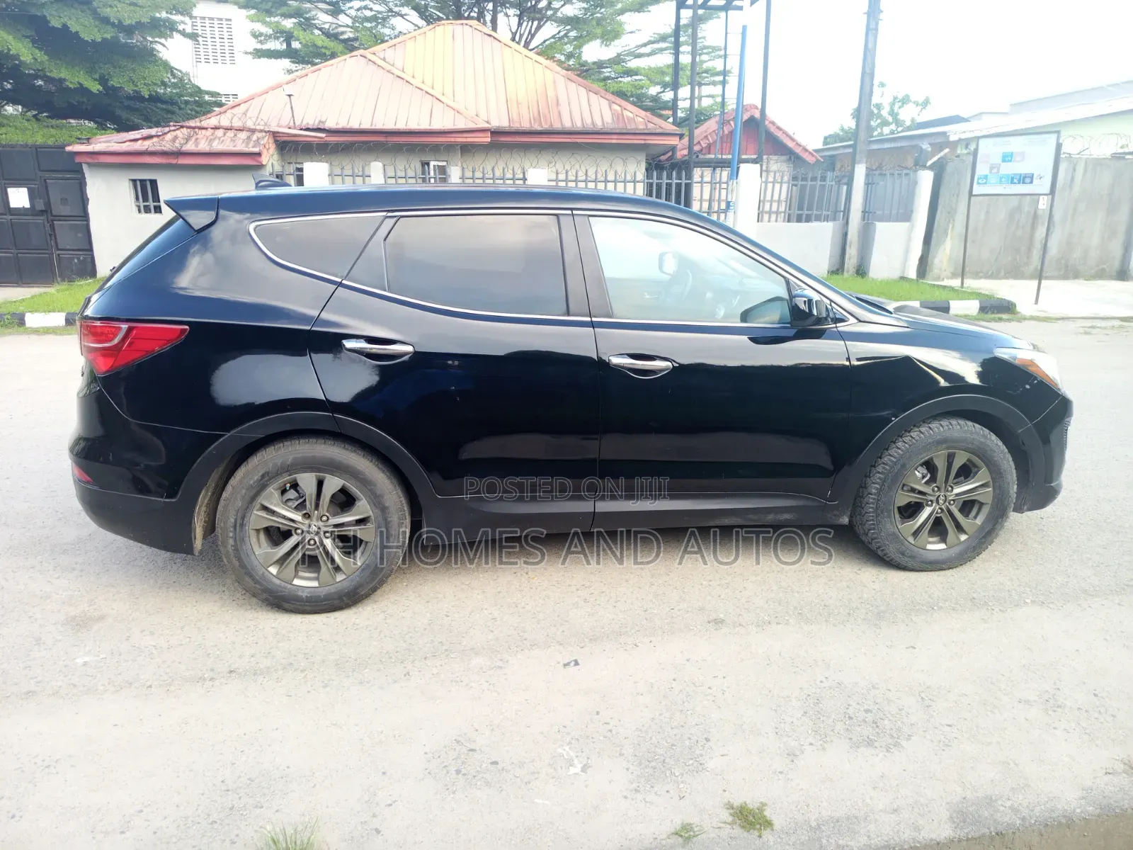 Hyundai Santa Fe Sport 2013 Black for sale - PH Homes And Autos Price ...