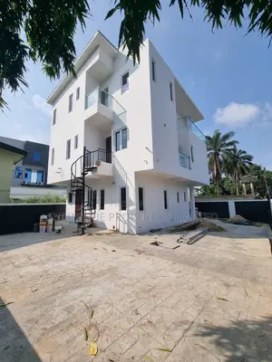4bdrm Duplex in Adeniyi Jones for rent
