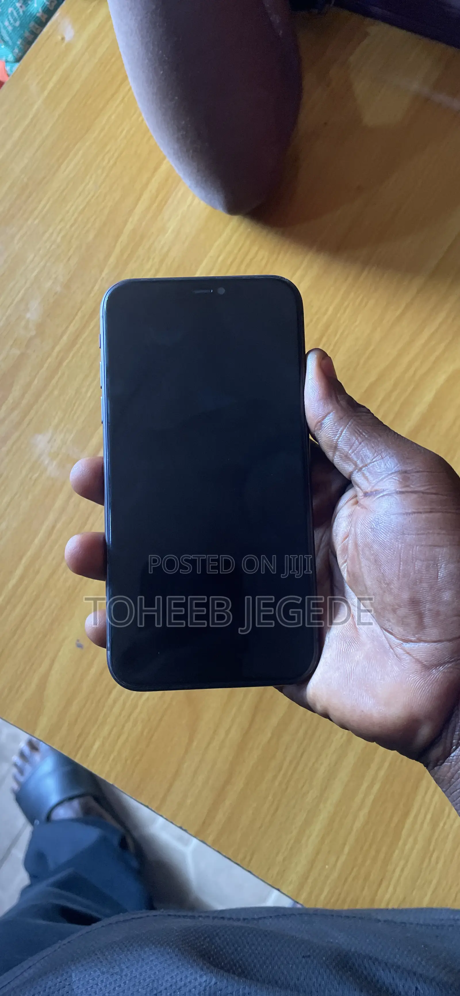 Apple iPhone 11 64 GB