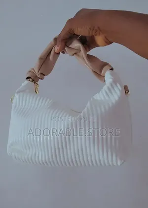 Stylish Simple Pleated Handbag Pu Material