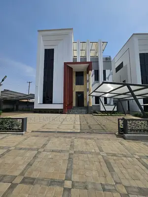 6bdrm Duplex in Guzape District for sale